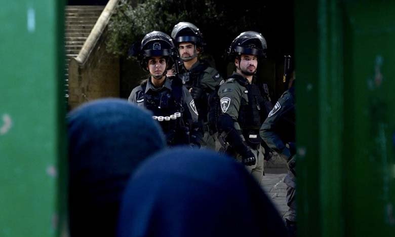 Brutal Israeli Attack on Unarmed Fasting Worshippers in Al Aqsa Stop Itikaf at Gunpoint