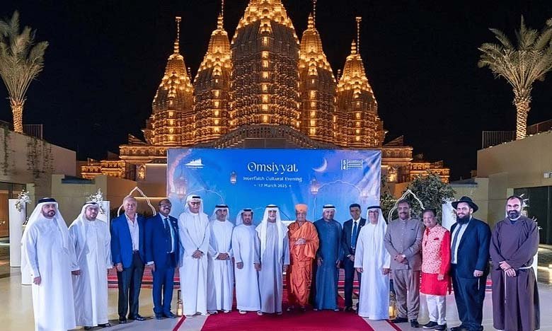 Interfaith Suhoor Held at Abu Dhabi Temple