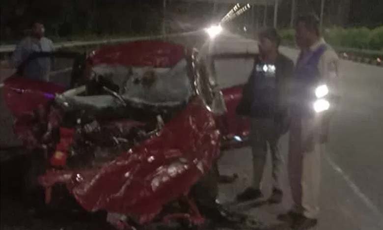 Hyderabad Horrific Accident on ORR Car Hits Lorry Three Dead on the Spot