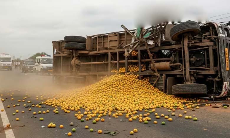 Mango truck overturns in Andhra Pradesh 9 workers die 10 injured