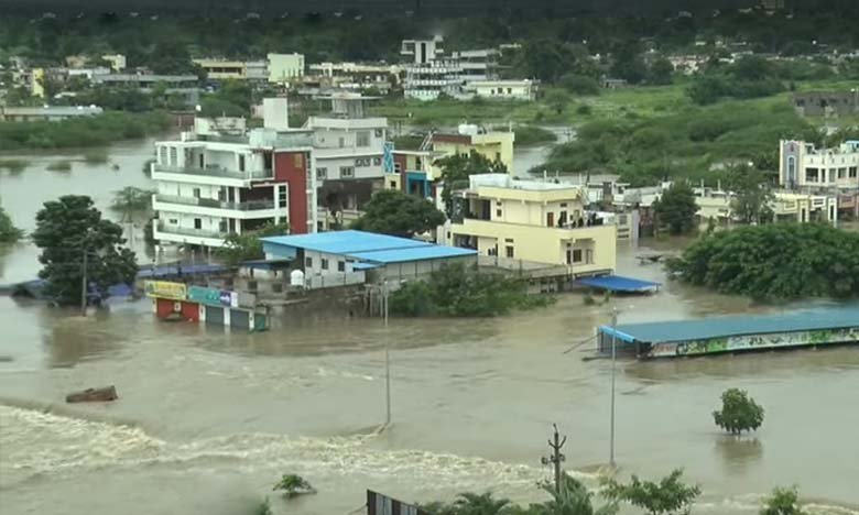 Heavy Rains Create Havoc in Kamareddy Floods Cars Swept Away