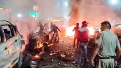 Powerful Car Blast Near Delhis Red Fort Kills 8 Injures 24