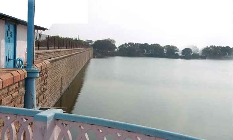 Gandipet Mystery Hyderabad Unable to Use Available Water Due to Pending Pipeline Works