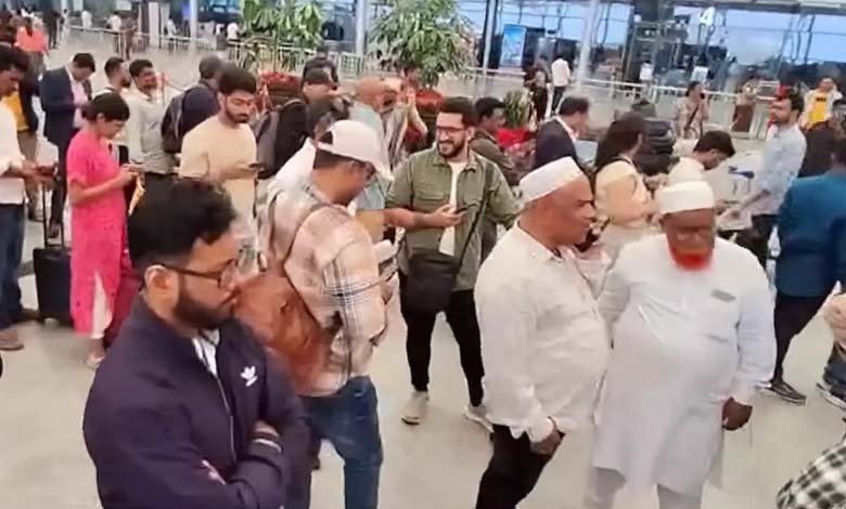 Hyderabads Shamshabad Airport Sees Passenger Panic After Unexpected Disruptions