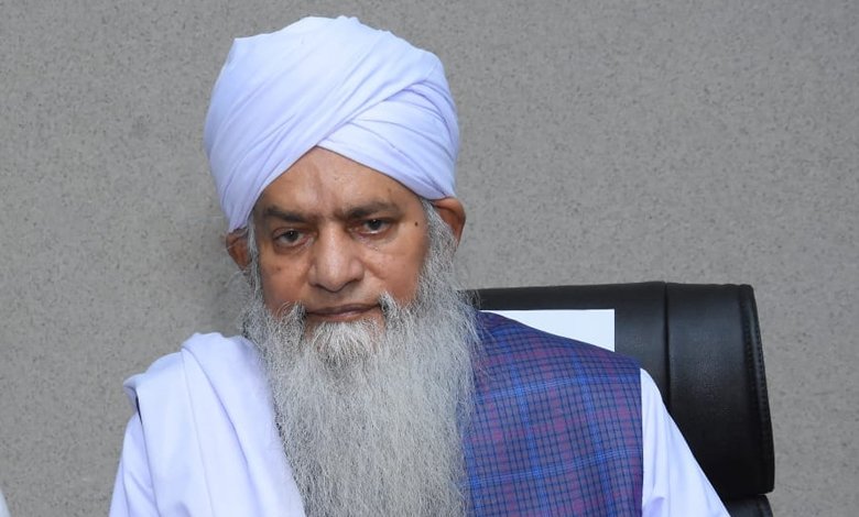 Renowned Naqshbandi Spiritual Leader Maulana Peer Zulfiqar Ahmad Naqshbandi Passes Away